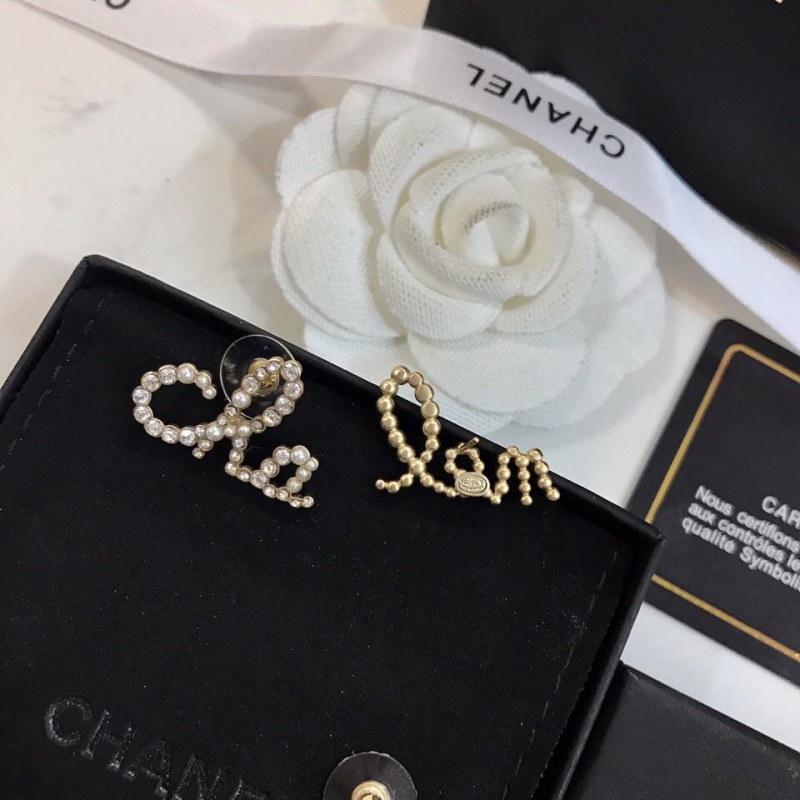 Ch*el necklaces